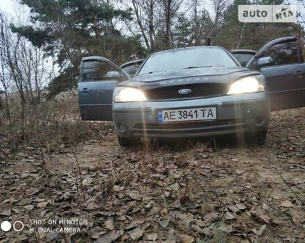 Синій Форд Мондео, об'ємом двигуна 1.8 л та пробігом 260 тис. км за 2500 $, фото 6 на Automoto.ua