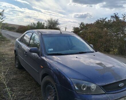 Синій Форд Мондео, об'ємом двигуна 1.8 л та пробігом 280 тис. км за 999 $, фото 4 на Automoto.ua