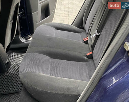 Синій Форд Мондео, об'ємом двигуна 1.8 л та пробігом 160 тис. км за 2999 $, фото 34 на Automoto.ua