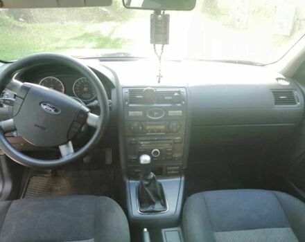 Синий Форд Мондео, объемом двигателя 1.8 л и пробегом 260 тыс. км за 3900 $, фото 9 на Automoto.ua