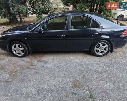 Синий Форд Мондео, объемом двигателя 2 л и пробегом 250 тыс. км за 5200 $, фото 4 на Automoto.ua