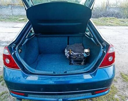 Синий Форд Мондео, объемом двигателя 2 л и пробегом 329 тыс. км за 4500 $, фото 6 на Automoto.ua