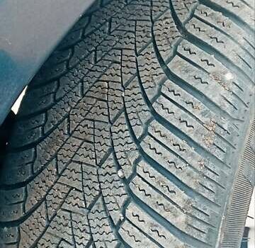 Синий Форд Мондео, объемом двигателя 2 л и пробегом 329 тыс. км за 4500 $, фото 9 на Automoto.ua