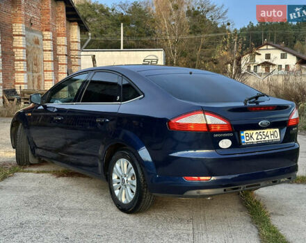 Синий Форд Мондео, объемом двигателя 2 л и пробегом 302 тыс. км за 5950 $, фото 1 на Automoto.ua