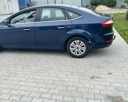 Синий Форд Мондео, объемом двигателя 2 л и пробегом 143 тыс. км за 7500 $, фото 4 на Automoto.ua