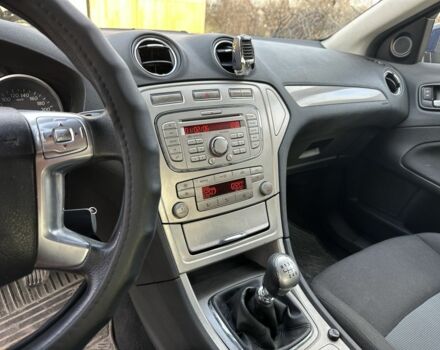 Синий Форд Мондео, объемом двигателя 1.8 л и пробегом 256 тыс. км за 7000 $, фото 16 на Automoto.ua