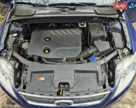 Синій Форд Мондео, об'ємом двигуна 1.6 л та пробігом 219 тис. км за 9500 $, фото 6 на Automoto.ua