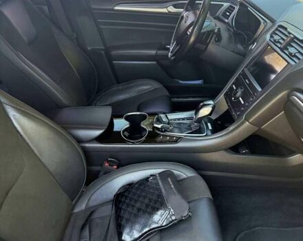 Синій Форд Мондео, об'ємом двигуна 2 л та пробігом 190 тис. км за 17000 $, фото 14 на Automoto.ua