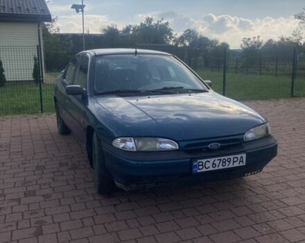 Синій Форд Мондео, об'ємом двигуна 1.8 л та пробігом 280 тис. км за 1528 $, фото 1 на Automoto.ua