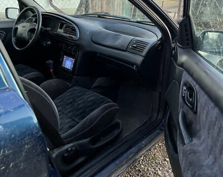 Синий Форд Мондео, объемом двигателя 1.6 л и пробегом 200 тыс. км за 1000 $, фото 1 на Automoto.ua