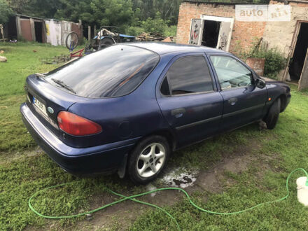 Форд Мондео 1994 у Рівному на Automoto.ua Синій Форд Мондео, об'ємом двигуна 1.8 л та пробігом 283 тис. км за 2700 $, фото 1 на Automoto.ua