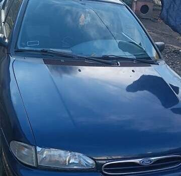 Синий Форд Мондео, объемом двигателя 1.6 л и пробегом 250 тыс. км за 1450 $, фото 1 на Automoto.ua