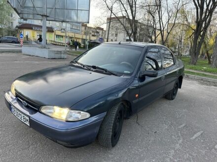 Синій Форд Мондео, об'ємом двигуна 1.8 л та пробігом 380 тис. км за 1500 $, фото 1 на Automoto.ua