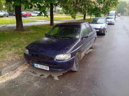 Форд Мондео 1995 в Киеве на Automoto.ua Синий Форд Мондео, объемом двигателя 1.6 л и пробегом 22 тыс. км за 1000 $, фото 1 на Automoto.ua