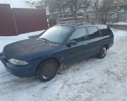 Синий Форд Мондео, объемом двигателя 1.8 л и пробегом 250 тыс. км за 950 $, фото 1 на Automoto.ua