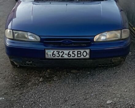 Синий Форд Мондео, объемом двигателя 1.8 л и пробегом 500 тыс. км за 900 $, фото 1 на Automoto.ua