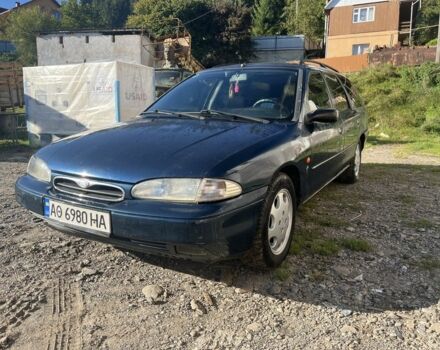 Синий Форд Мондео, объемом двигателя 2 л и пробегом 220 тыс. км за 1400 $, фото 1 на Automoto.ua