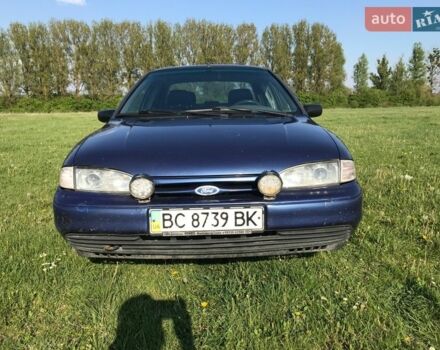 Синий Форд Мондео, объемом двигателя 2 л и пробегом 420 тыс. км за 1701 $, фото 1 на Automoto.ua