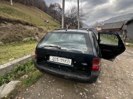 Синий Форд Мондео, объемом двигателя 1.8 л и пробегом 15 тыс. км за 800 $, фото 1 на Automoto.ua