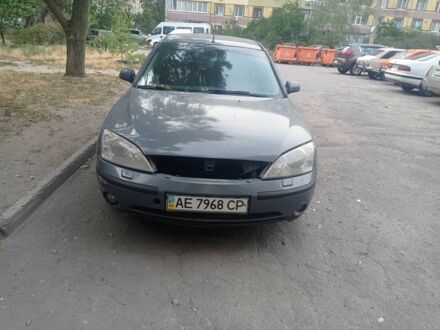 Форд Мондео 2001 в Павлограде на Automoto.ua Синий Форд Мондео, объемом двигателя 2 л и пробегом 250 тыс. км за 2200 $, фото 1 на Automoto.ua