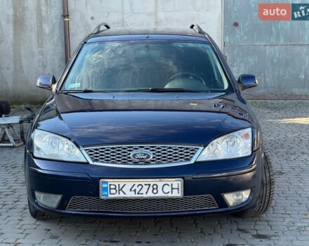 Синій Форд Мондео, об'ємом двигуна 2 л та пробігом 350 тис. км за 2500 $, фото 1 на Automoto.ua