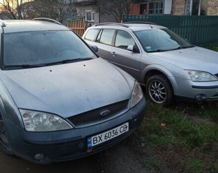 Синій Форд Мондео, об'ємом двигуна 2 л та пробігом 300 тис. км за 4100 $, фото 1 на Automoto.ua