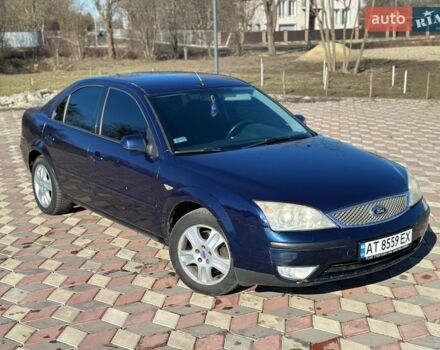 Синій Форд Мондео, об'ємом двигуна 2 л та пробігом 270 тис. км за 2150 $, фото 1 на Automoto.ua