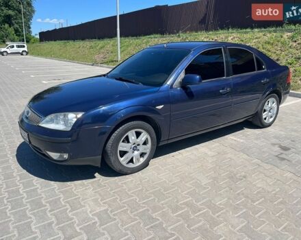Синий Форд Мондео, объемом двигателя 1.8 л и пробегом 211 тыс. км за 3200 $, фото 1 на Automoto.ua