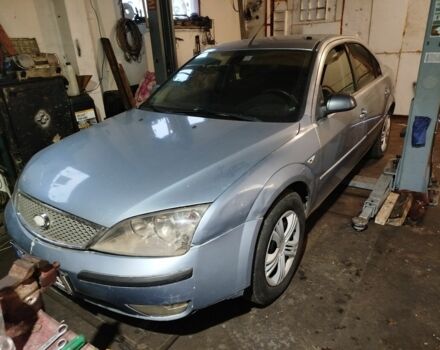 Синий Форд Мондео, объемом двигателя 2 л и пробегом 300 тыс. км за 900 $, фото 1 на Automoto.ua