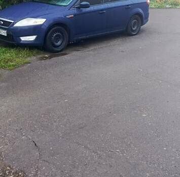 Синий Форд Мондео, объемом двигателя 1.6 л и пробегом 250 тыс. км за 6300 $, фото 1 на Automoto.ua