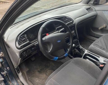 Зеленый Форд Мондео, объемом двигателя 0 л и пробегом 270 тыс. км за 2200 $, фото 2 на Automoto.ua