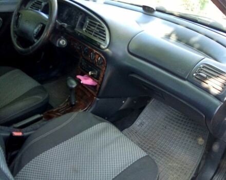 Зелений Форд Мондео, об'ємом двигуна 2 л та пробігом 353 тис. км за 1500 $, фото 4 на Automoto.ua