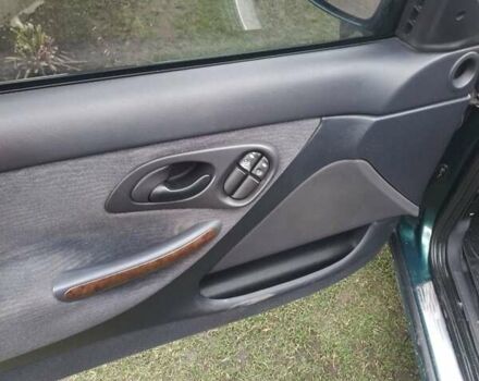 Зеленый Форд Мондео, объемом двигателя 1.8 л и пробегом 300 тыс. км за 2250 $, фото 10 на Automoto.ua