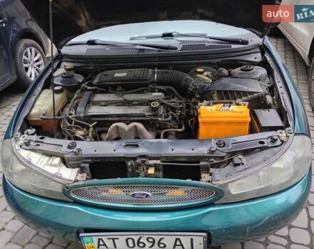 Зеленый Форд Мондео, объемом двигателя 1.8 л и пробегом 280 тыс. км за 1200 $, фото 2 на Automoto.ua