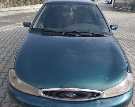 Зеленый Форд Мондео, объемом двигателя 1.8 л и пробегом 300 тыс. км за 2250 $, фото 6 на Automoto.ua