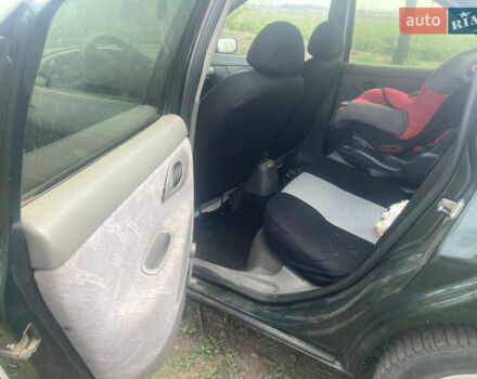 Зеленый Форд Мондео, объемом двигателя 1.8 л и пробегом 440 тыс. км за 3000 $, фото 3 на Automoto.ua