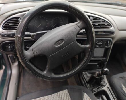 Зелений Форд Мондео, об'ємом двигуна 1.8 л та пробігом 439 тис. км за 2200 $, фото 7 на Automoto.ua