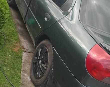 Зеленый Форд Мондео, объемом двигателя 2 л и пробегом 300 тыс. км за 2300 $, фото 2 на Automoto.ua