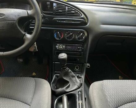 Форд Мондео 1998 в Киеве на Automoto.ua Зеленый Форд Мондео, объемом двигателя 1.6 л и пробегом 483 тыс. км за 2350 $, фото 7 на Automoto.ua