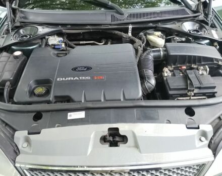 Зеленый Форд Мондео, объемом двигателя 2 л и пробегом 244 тыс. км за 4600 $, фото 7 на Automoto.ua