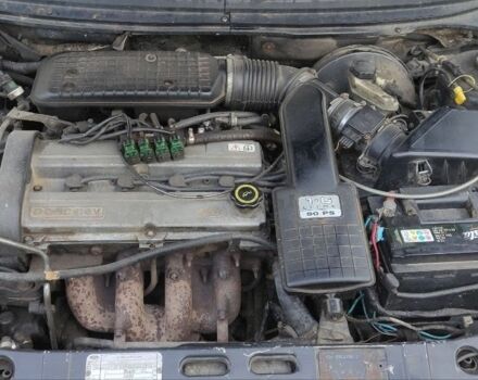 Зеленый Форд Мондео, объемом двигателя 1.6 л и пробегом 63 тыс. км за 1400 $, фото 1 на Automoto.ua