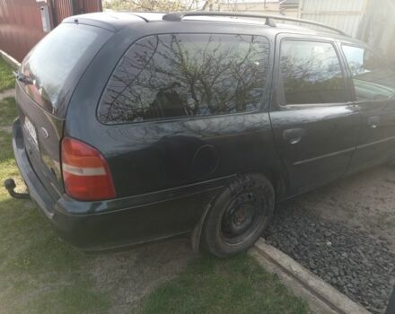 Зелений Форд Мондео, об'ємом двигуна 1.8 л та пробігом 284 тис. км за 1750 $, фото 3 на Automoto.ua