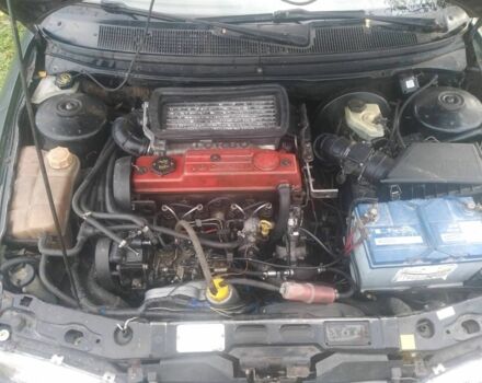 Зелений Форд Мондео, об'ємом двигуна 1.8 л та пробігом 300 тис. км за 1500 $, фото 2 на Automoto.ua