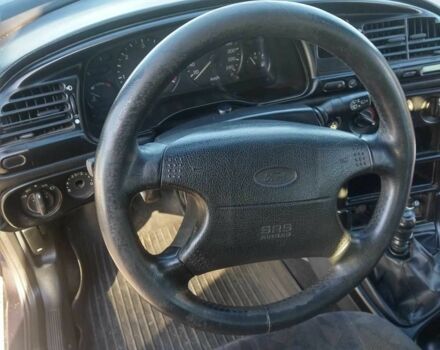 Зелений Форд Мондео, об'ємом двигуна 1.8 л та пробігом 325 тис. км за 2330 $, фото 20 на Automoto.ua