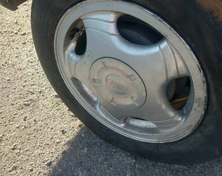 Зелений Форд Мондео, об'ємом двигуна 1.8 л та пробігом 325 тис. км за 2330 $, фото 16 на Automoto.ua