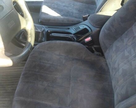 Зелений Форд Мондео, об'ємом двигуна 1.8 л та пробігом 325 тис. км за 2330 $, фото 19 на Automoto.ua