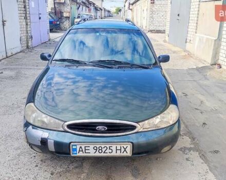 Зеленый Форд Мондео, объемом двигателя 0 л и пробегом 430 тыс. км за 1800 $, фото 1 на Automoto.ua