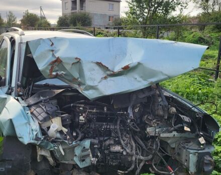 Зеленый Форд Мондео, объемом двигателя 1.8 л и пробегом 180 тыс. км за 800 $, фото 4 на Automoto.ua