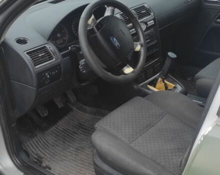 Зеленый Форд Мондео, объемом двигателя 2 л и пробегом 460 тыс. км за 1000 $, фото 9 на Automoto.ua