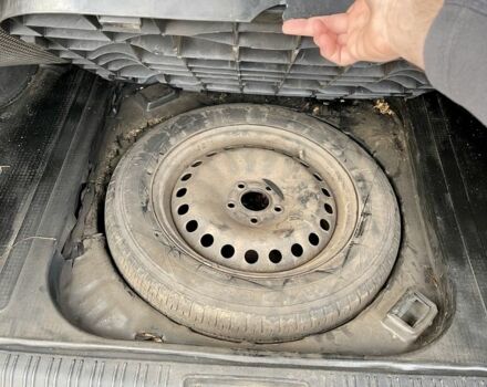 Зеленый Форд Мондео, объемом двигателя 2 л и пробегом 440 тыс. км за 1400 $, фото 4 на Automoto.ua